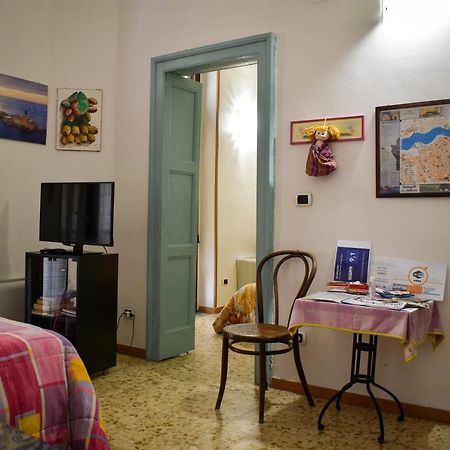برينديسي Bed & Breakfast Mare Nostrum المظهر الخارجي الصورة