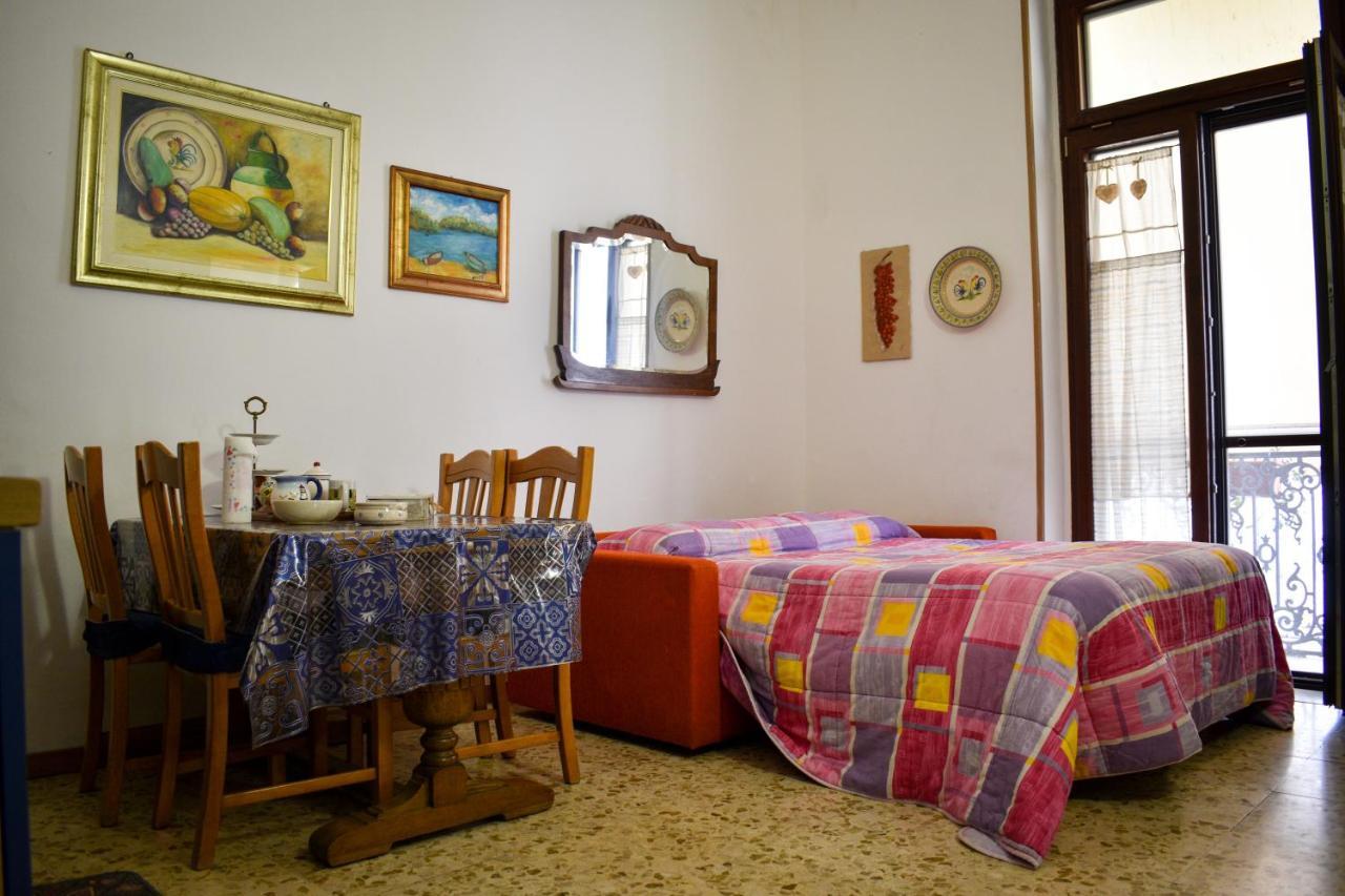 برينديسي Bed & Breakfast Mare Nostrum المظهر الخارجي الصورة